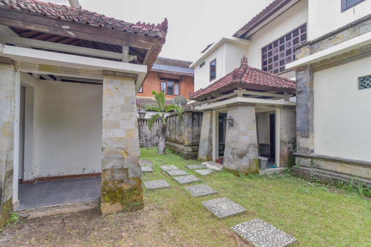 Reddoorz Plus Near Seminyak Square Denpasar Extérieur photo